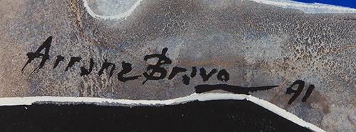 566 3